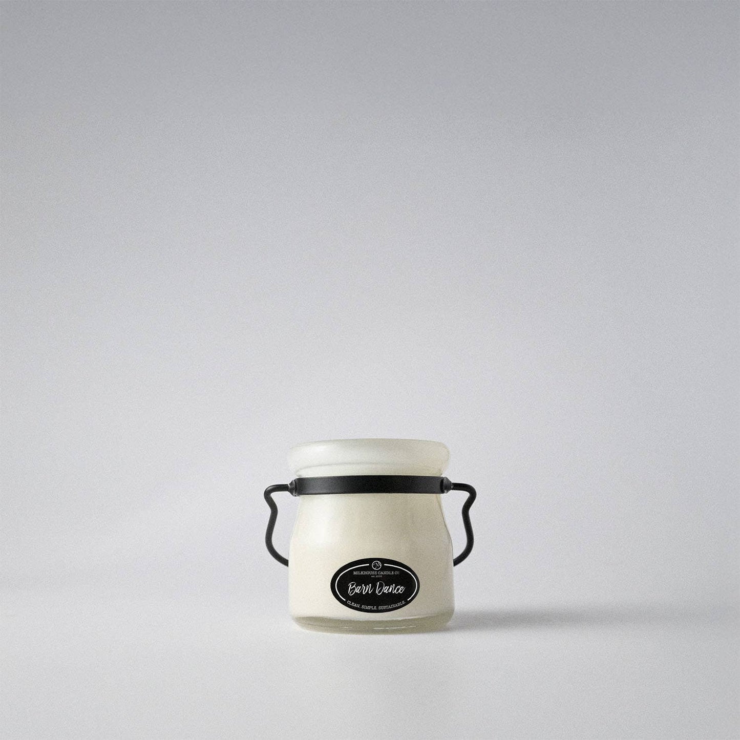 5 oz Cream Jar Candle: Barn Dance